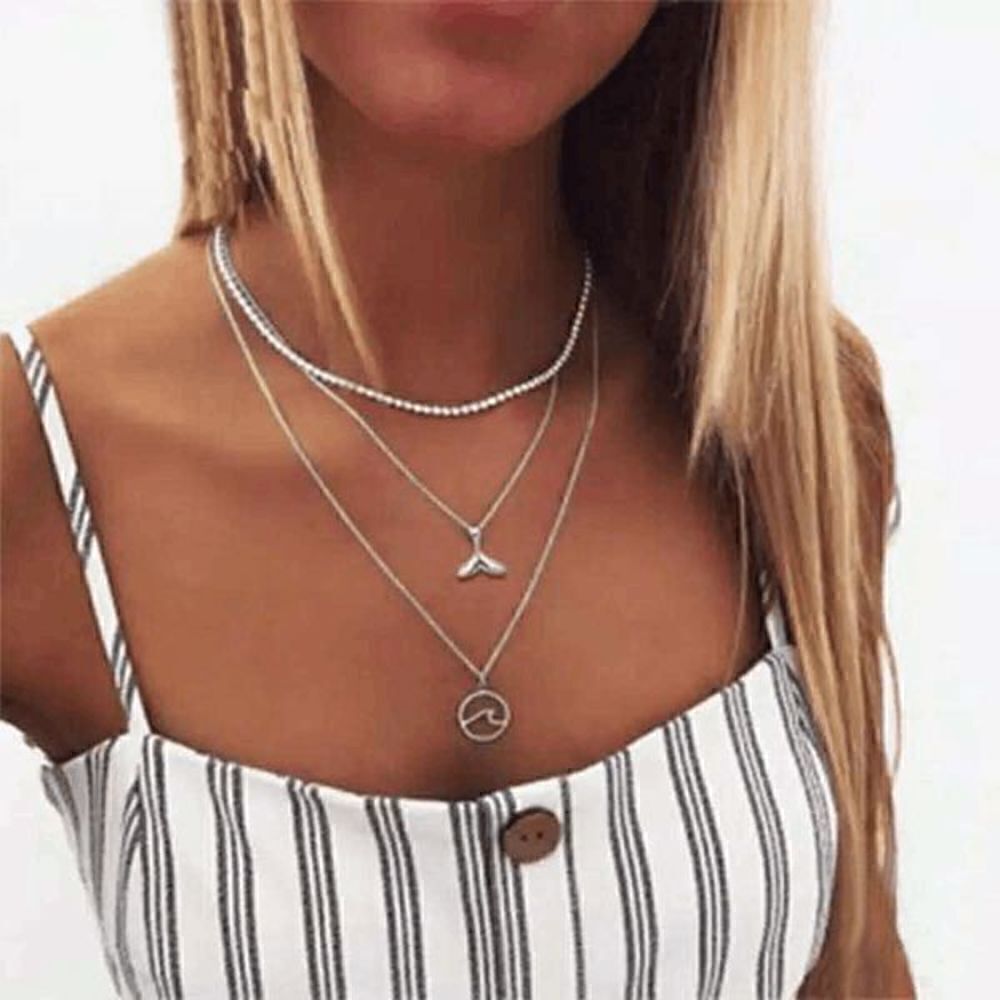Ladies Ocean Whale Tail Necklace 